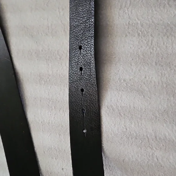 Fossil Black and White Belt with Elegant Design - Picture 4 of 5